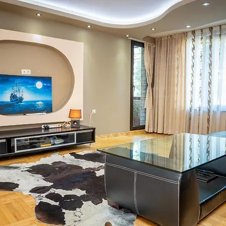 Luxury 2Bd Flat With Top Central Location アパート *