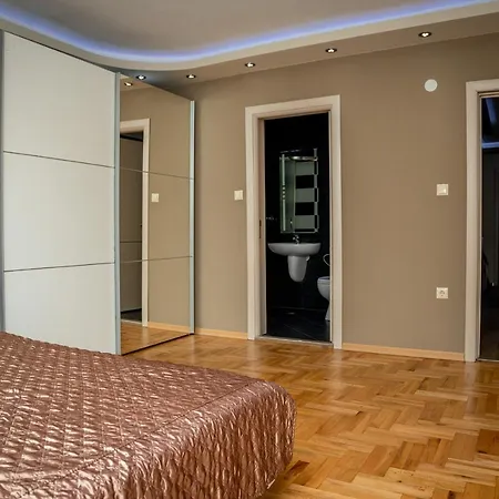 Luxury 2Bd Flat With Top Central Location アパート *